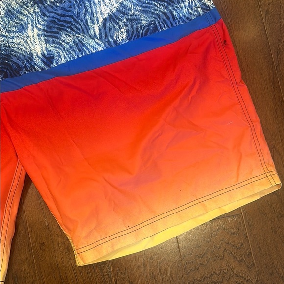 NWT Roundtree & Yorke Gradient Blue and Orange Men's Swim Shorts- 4XB - Picture 3 of 6